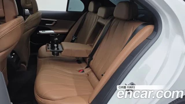 2026 Mercedes-Benz E-Class W214 E200 AMG Line Sold VIN W1KLF5AB5TA235264 – interior seats 2026 Mercedes-Benz E-Class W214 E200 AMG Line Sold VIN W1KLF5AB5TA235264 – interior seats