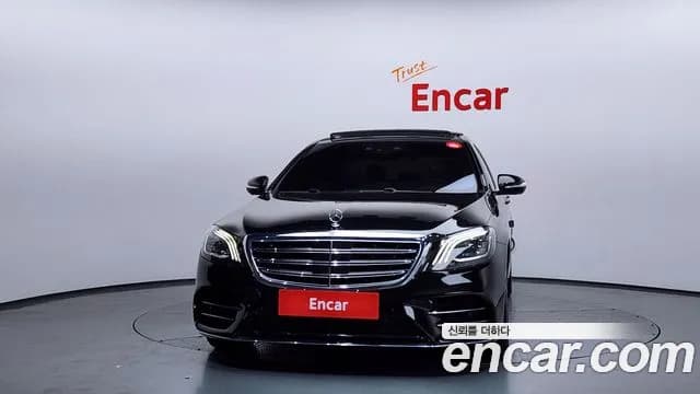 2020 Mercedes-Benz S-Class W222 S450L 4MATIC Sold VIN W1KUG6EB7LA562525 – interior seats 2020 Mercedes-Benz S-Class W222 S450L 4MATIC Sold VIN W1KUG6EB7LA562525 – interior seats