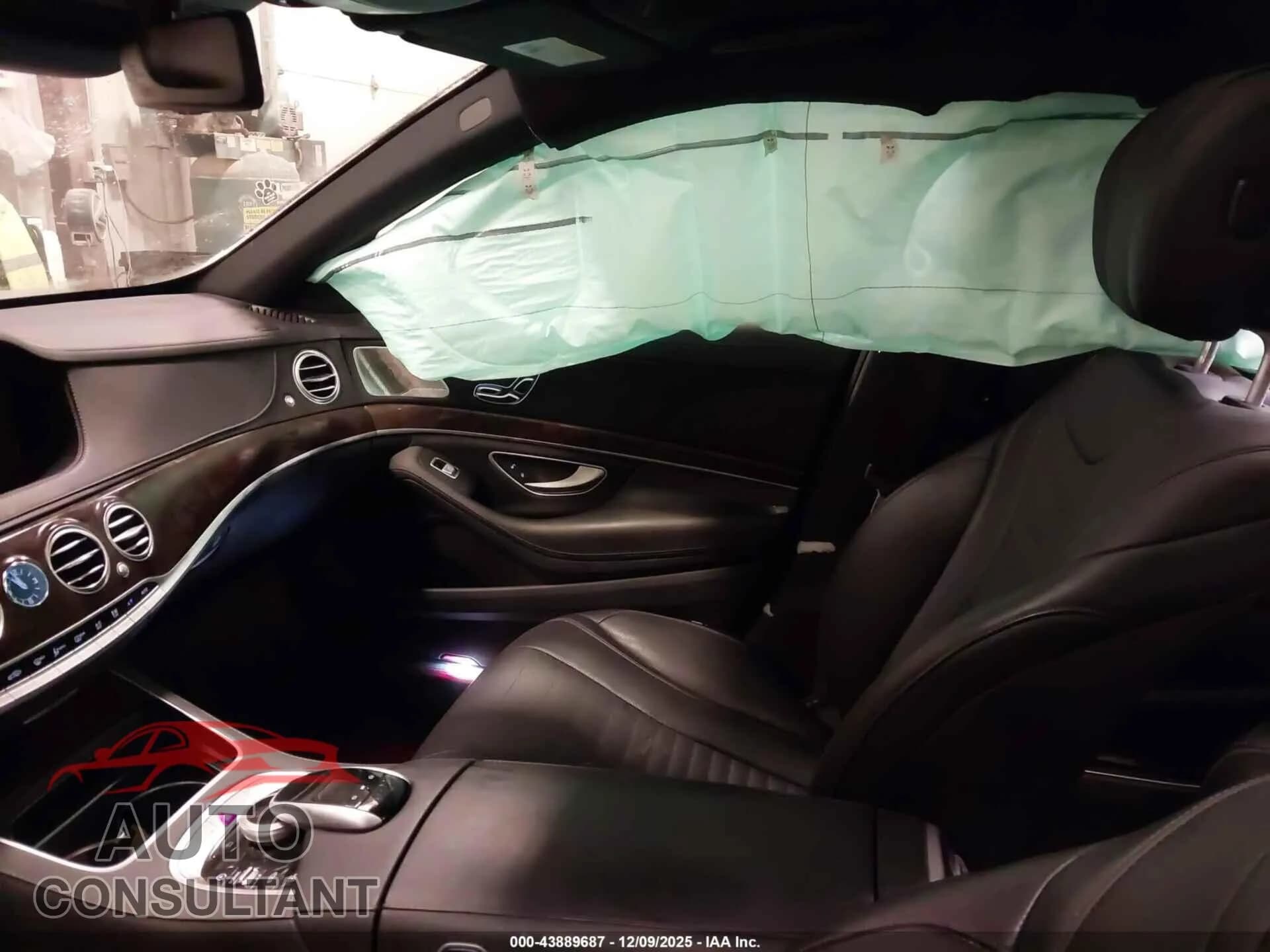 2020 MERCEDES-BENZ S 560 Damaged VIN W1KUG8GB9LA562857 – interior seats 2020 MERCEDES-BENZ S 560 Damaged VIN W1KUG8GB9LA562857 – interior seats
