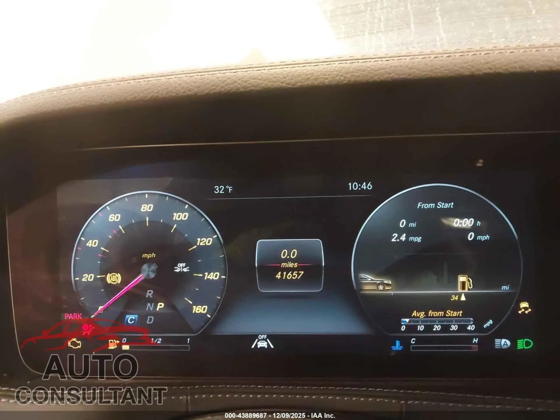 2020 MERCEDES-BENZ S 560 Damaged VIN W1KUG8GB9LA562857 – exterior detail 2020 MERCEDES-BENZ S 560 Damaged VIN W1KUG8GB9LA562857 – exterior detail