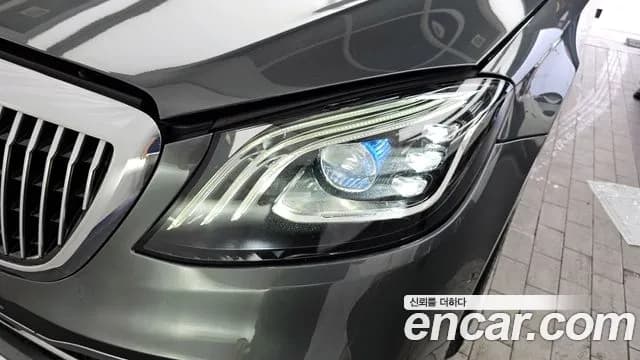2020 Mercedes-Benz S-Class W222 Maybach S560 4MATIC Sold VIN W1KUX8GB9LA567122 – rear exterior 2020 Mercedes-Benz S-Class W222 Maybach S560 4MATIC Sold VIN W1KUX8GB9LA567122 – rear exterior