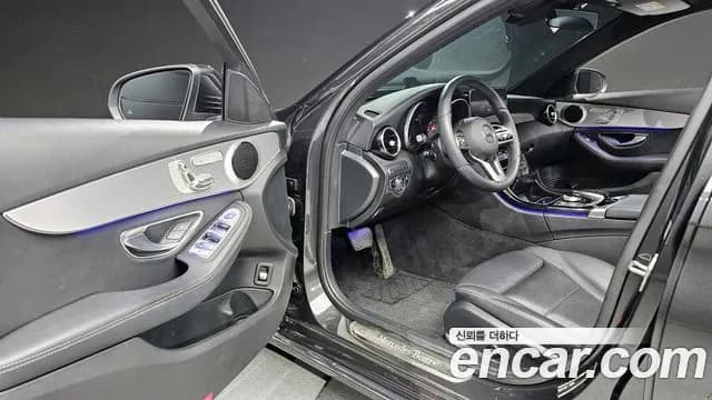 2020 Mercedes-Benz C-Class W205 C220 d 4MATIC Sold VIN W1KWF1FB2LR571664 – rear exterior 2020 Mercedes-Benz C-Class W205 C220 d 4MATIC Sold VIN W1KWF1FB2LR571664 – rear exterior