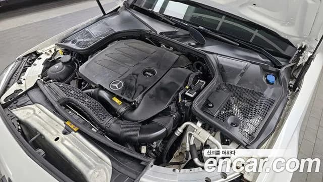 2021 Mercedes-Benz C-Class W205 C200 AMG Line Sold VIN W1KWF8AB1MR608611 – photo 27 2021 Mercedes-Benz C-Class W205 C200 AMG Line Sold VIN W1KWF8AB1MR608611 – photo 27