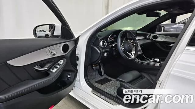 2021 Mercedes-Benz C-Class W205 C200 AMG Line Sold VIN W1KWF8AB1MR608611 – photo 30 2021 Mercedes-Benz C-Class W205 C200 AMG Line Sold VIN W1KWF8AB1MR608611 – photo 30