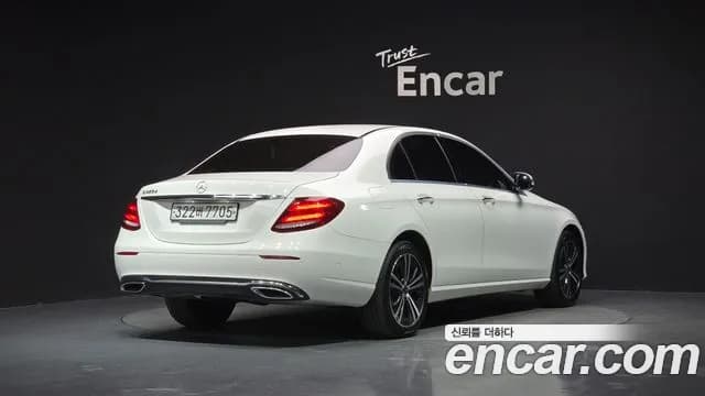 2020 Mercedes-Benz E-Class W213 E220d Avantgarde Sold VIN W1KZF0EB111111111 – photo 12 2020 Mercedes-Benz E-Class W213 E220d Avantgarde Sold VIN W1KZF0EB111111111 – photo 12