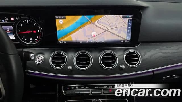 2020 Mercedes-Benz E-Class W213 E220d Avantgarde Sold VIN W1KZF0EB1LA771135 – interior seats 2020 Mercedes-Benz E-Class W213 E220d Avantgarde Sold VIN W1KZF0EB1LA771135 – interior seats