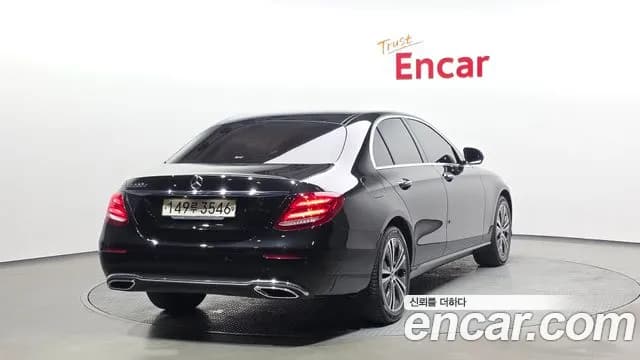 2020 Mercedes-Benz E-Class W213 E220d Avantgarde Sold VIN W1KZF0EB1LA771135 – photo 18 2020 Mercedes-Benz E-Class W213 E220d Avantgarde Sold VIN W1KZF0EB1LA771135 – photo 18