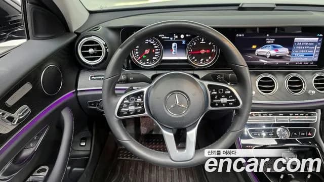 2020 Mercedes-Benz E-Class W213 E220d Avantgarde Sold VIN W1KZF0EB1LA771135 – photo 20 2020 Mercedes-Benz E-Class W213 E220d Avantgarde Sold VIN W1KZF0EB1LA771135 – photo 20