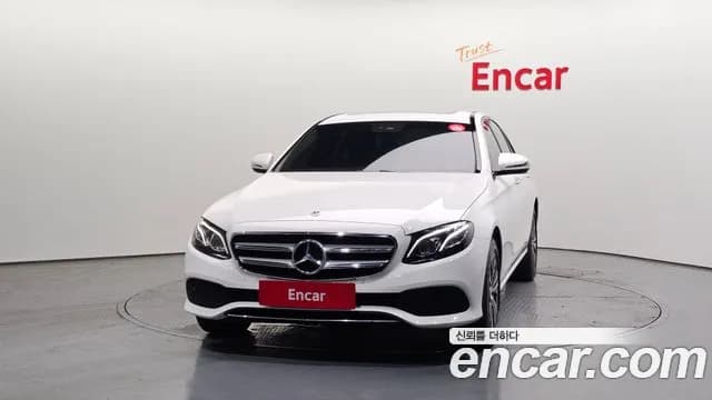 2020 Mercedes-Benz E-Class W213 E220d Avantgarde Sold VIN W1KZF0EB1LA806918 – interior seats 2020 Mercedes-Benz E-Class W213 E220d Avantgarde Sold VIN W1KZF0EB1LA806918 – interior seats
