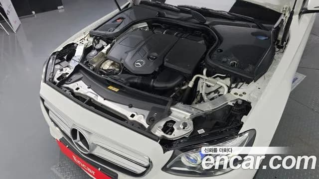 2020 Mercedes-Benz E-Class W213 E220d Avantgarde Sold VIN W1KZF0EB1LA806918 – exterior detail 2020 Mercedes-Benz E-Class W213 E220d Avantgarde Sold VIN W1KZF0EB1LA806918 – exterior detail