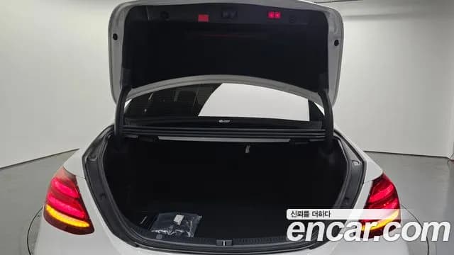 2020 Mercedes-Benz E-Class W213 E220d Avantgarde Sold VIN W1KZF0EB1LA806918 – photo 13 2020 Mercedes-Benz E-Class W213 E220d Avantgarde Sold VIN W1KZF0EB1LA806918 – photo 13