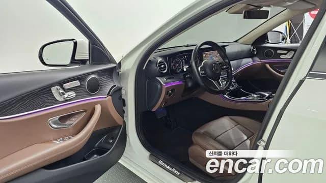 2020 Mercedes-Benz E-Class W213 E220d Avantgarde Sold VIN W1KZF0EB1LA806918 – photo 19 2020 Mercedes-Benz E-Class W213 E220d Avantgarde Sold VIN W1KZF0EB1LA806918 – photo 19