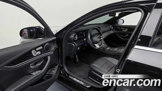2021 Mercedes-Benz E-Class W213 E220d 4MATIC AMG Line Sold VIN W1KZF0FB0MA878600 – photo 19 2021 Mercedes-Benz E-Class W213 E220d 4MATIC AMG Line Sold VIN W1KZF0FB0MA878600 – photo 19