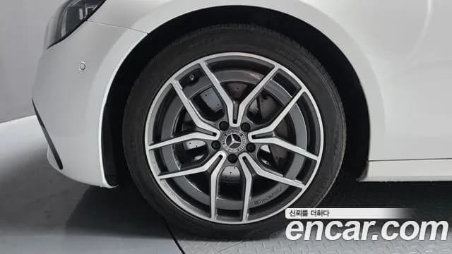 2021 Mercedes-Benz E-Class W213 E220d 4MATIC AMG Line Sold VIN W1KZF0FB1MA882994 – photo 29 2021 Mercedes-Benz E-Class W213 E220d 4MATIC AMG Line Sold VIN W1KZF0FB1MA882994 – photo 29