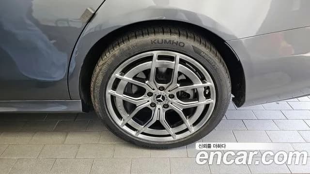 2022 Mercedes-Benz E-Class W213 E220d 4MATIC AMG Line Sold VIN W1KZF0FB1NB068601 – front exterior 2022 Mercedes-Benz E-Class W213 E220d 4MATIC AMG Line Sold VIN W1KZF0FB1NB068601 – front exterior