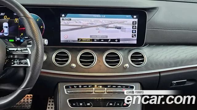 2022 Mercedes-Benz E-Class W213 E220d 4MATIC AMG Line Sold VIN W1KZF0FB1NB068601 – photo 24 2022 Mercedes-Benz E-Class W213 E220d 4MATIC AMG Line Sold VIN W1KZF0FB1NB068601 – photo 24