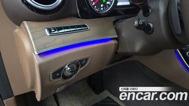2020 Mercedes-Benz E-Class W213 E220d 4MATIC Exclusive Sold VIN W1KZF0FB2LA839022 – side profile 2020 Mercedes-Benz E-Class W213 E220d 4MATIC Exclusive Sold VIN W1KZF0FB2LA839022 – side profile