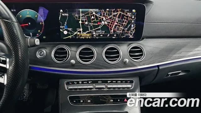 2021 Mercedes-Benz E-Class W213 E220d 4MATIC AMG Line Sold VIN W1KZF0FB4MA876722 – undercarriage 2021 Mercedes-Benz E-Class W213 E220d 4MATIC AMG Line Sold VIN W1KZF0FB4MA876722 – undercarriage