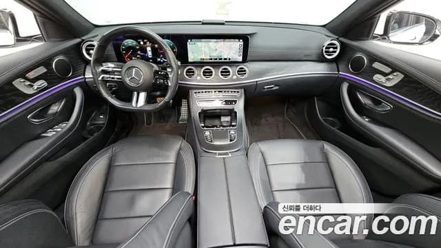 2021 Mercedes-Benz E-Class W213 E220d 4MATIC AMG Line Sold VIN W1KZF0FB4MA876722 – trunk area 2021 Mercedes-Benz E-Class W213 E220d 4MATIC AMG Line Sold VIN W1KZF0FB4MA876722 – trunk area