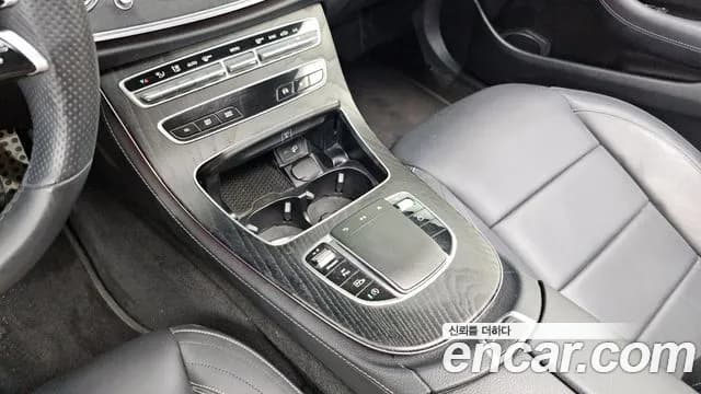 2021 Mercedes-Benz E-Class W213 E220d 4MATIC AMG Line Sold VIN W1KZF0FB4MA880429 – rear exterior 2021 Mercedes-Benz E-Class W213 E220d 4MATIC AMG Line Sold VIN W1KZF0FB4MA880429 – rear exterior