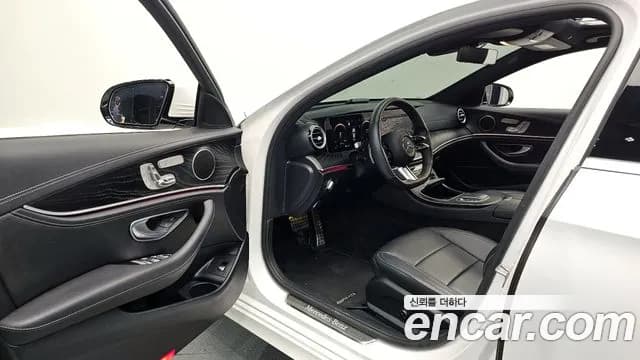 2021 Mercedes-Benz E-Class W213 E220d 4MATIC AMG Line Sold VIN W1KZF0FB4MA880429 – photo 19 2021 Mercedes-Benz E-Class W213 E220d 4MATIC AMG Line Sold VIN W1KZF0FB4MA880429 – photo 19