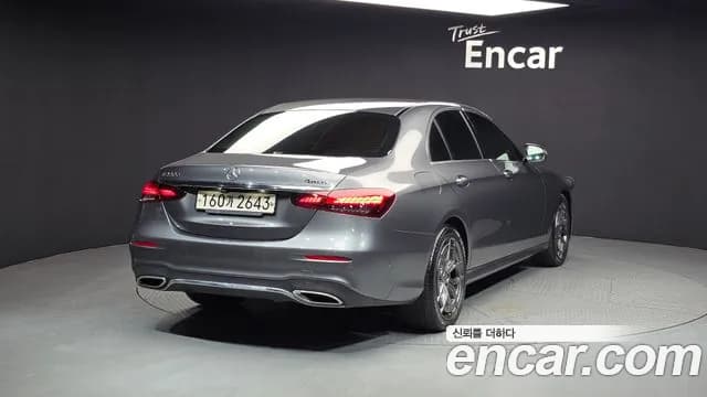 2021 Mercedes-Benz E-Class W213 E220d 4MATIC AMG Line Sold VIN W1KZF0FB4MA932058 – rear exterior 2021 Mercedes-Benz E-Class W213 E220d 4MATIC AMG Line Sold VIN W1KZF0FB4MA932058 – rear exterior