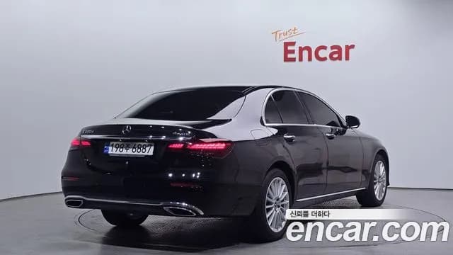 2023 Mercedes-Benz E-Class W213 E220d 4MATIC Exclusive Sold VIN W1KZF0FB4PB124159 – rear exterior 2023 Mercedes-Benz E-Class W213 E220d 4MATIC Exclusive Sold VIN W1KZF0FB4PB124159 – rear exterior