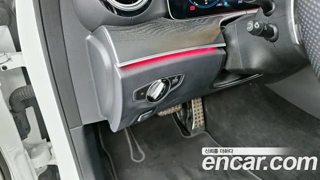2022 Mercedes-Benz E-Class W213 E220d 4MATIC AMG Line Sold VIN W1KZF0FB5NB018056 – front exterior 2022 Mercedes-Benz E-Class W213 E220d 4MATIC AMG Line Sold VIN W1KZF0FB5NB018056 – front exterior