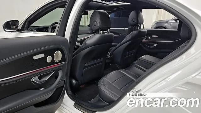 2022 Mercedes-Benz E-Class W213 E220d 4MATIC AMG Line Sold VIN W1KZF0FB5NB018056 – side profile 2022 Mercedes-Benz E-Class W213 E220d 4MATIC AMG Line Sold VIN W1KZF0FB5NB018056 – side profile
