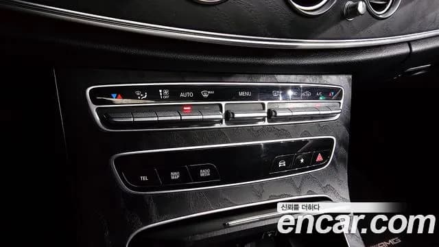 2022 Mercedes-Benz E-Class W213 E220d 4MATIC AMG Line Sold VIN W1KZF0FB6NB020902 – photo 14 2022 Mercedes-Benz E-Class W213 E220d 4MATIC AMG Line Sold VIN W1KZF0FB6NB020902 – photo 14