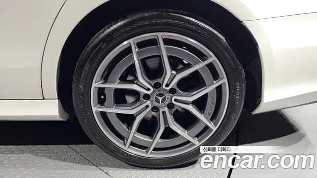 2022 Mercedes-Benz E-Class W213 E220d 4MATIC AMG Line Sold VIN W1KZF0FB6NB020902 – photo 24 2022 Mercedes-Benz E-Class W213 E220d 4MATIC AMG Line Sold VIN W1KZF0FB6NB020902 – photo 24