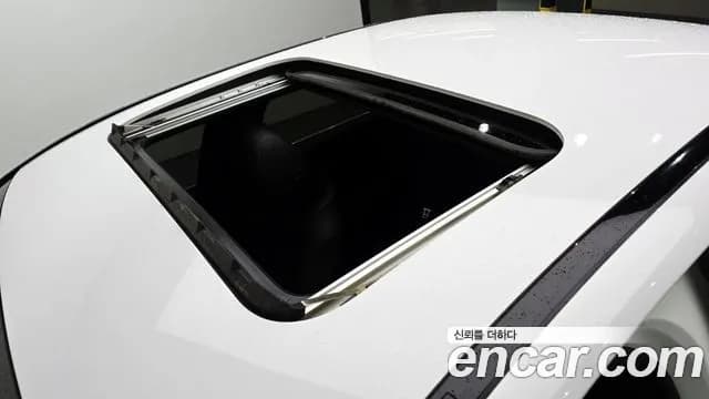 2022 Mercedes-Benz E-Class W213 E220d 4MATIC AMG Line Sold VIN W1KZF0FB6NB085667 – exterior detail 2022 Mercedes-Benz E-Class W213 E220d 4MATIC AMG Line Sold VIN W1KZF0FB6NB085667 – exterior detail