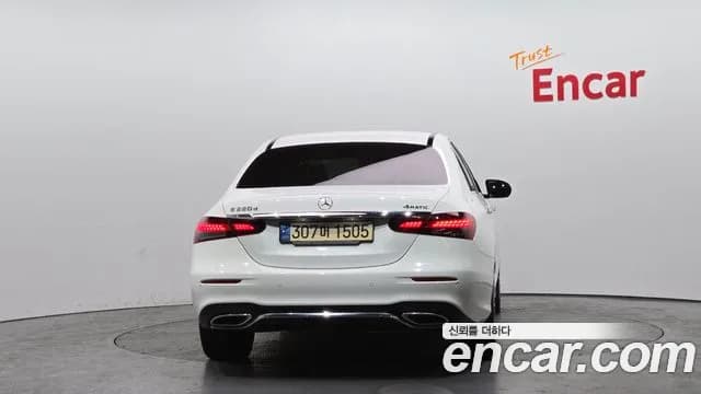 2022 Mercedes-Benz E-Class W213 E220d 4MATIC AMG Line Sold VIN W1KZF0FB6NB085667 – photo 14 2022 Mercedes-Benz E-Class W213 E220d 4MATIC AMG Line Sold VIN W1KZF0FB6NB085667 – photo 14