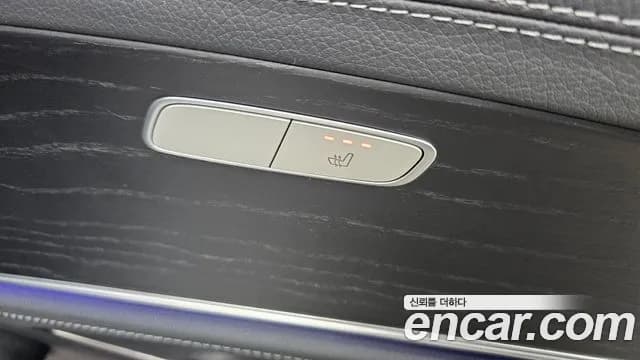 2021 Mercedes-Benz E-Class W213 E220d 4MATIC AMG Line Sold VIN W1KZF0FB7MA869540 – interior seats 2021 Mercedes-Benz E-Class W213 E220d 4MATIC AMG Line Sold VIN W1KZF0FB7MA869540 – interior seats