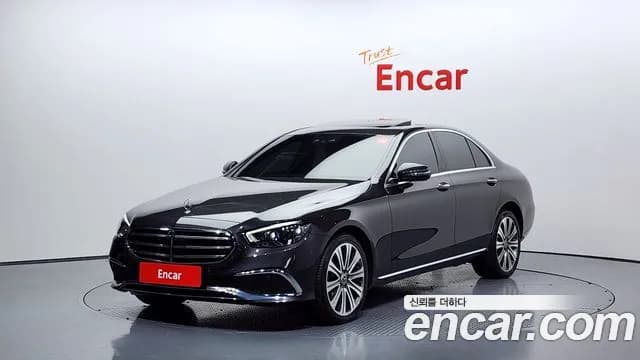 2021 Mercedes-Benz E-Class W213 E220d 4MATIC Exclusive Sold VIN W1KZF0FB8MA911827 – exterior detail 2021 Mercedes-Benz E-Class W213 E220d 4MATIC Exclusive Sold VIN W1KZF0FB8MA911827 – exterior detail