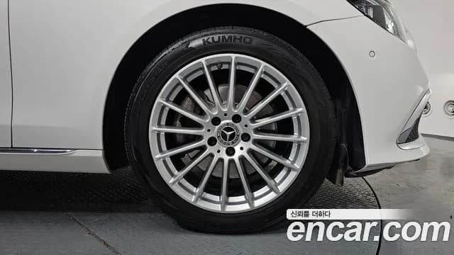 2021 Mercedes-Benz E-Class W213 E220d 4MATIC Exclusive Sold VIN W1KZF0FB9MA911304 – side profile 2021 Mercedes-Benz E-Class W213 E220d 4MATIC Exclusive Sold VIN W1KZF0FB9MA911304 – side profile