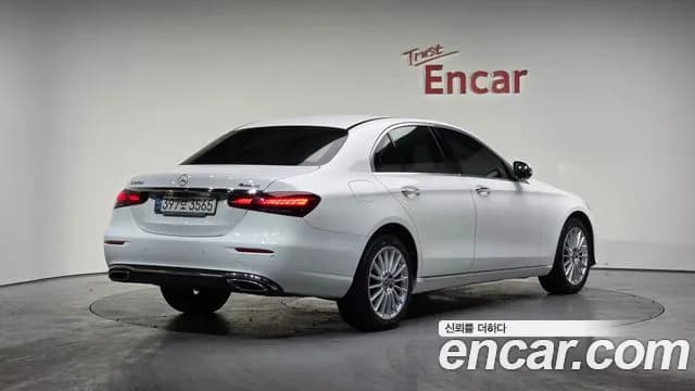2021 Mercedes-Benz E-Class W213 E220d 4MATIC Exclusive Sold VIN W1KZF0FB9MA911304 – interior seats 2021 Mercedes-Benz E-Class W213 E220d 4MATIC Exclusive Sold VIN W1KZF0FB9MA911304 – interior seats