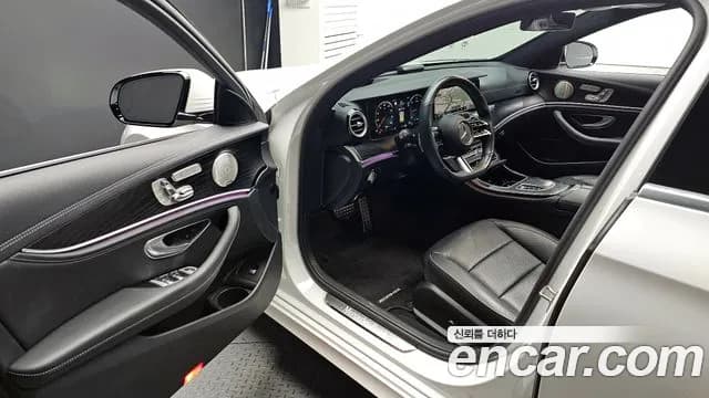 2022 Mercedes-Benz E-Class W213 E220d 4MATIC AMG Line Sold VIN W1KZF0FB9NB082035 – photo 12 2022 Mercedes-Benz E-Class W213 E220d 4MATIC AMG Line Sold VIN W1KZF0FB9NB082035 – photo 12