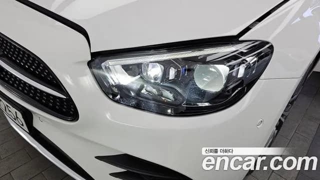 2021 Mercedes-Benz E-Class W213 E220d 4MATIC AMG Line Sold VIN W1KZF0FBXMA879754 – exterior detail 2021 Mercedes-Benz E-Class W213 E220d 4MATIC AMG Line Sold VIN W1KZF0FBXMA879754 – exterior detail