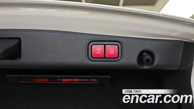 2021 Mercedes-Benz E-Class W213 E220d 4MATIC AMG Line Sold VIN W1KZF0FBXMA879754 – photo 13 2021 Mercedes-Benz E-Class W213 E220d 4MATIC AMG Line Sold VIN W1KZF0FBXMA879754 – photo 13