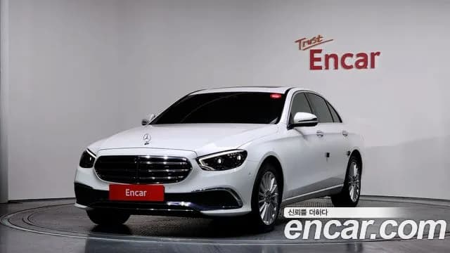 2022 Mercedes-Benz E-Class W213 E220d 4MATIC Exclusive Sold VIN W1KZF0FBXNB028176 – exterior detail 2022 Mercedes-Benz E-Class W213 E220d 4MATIC Exclusive Sold VIN W1KZF0FBXNB028176 – exterior detail