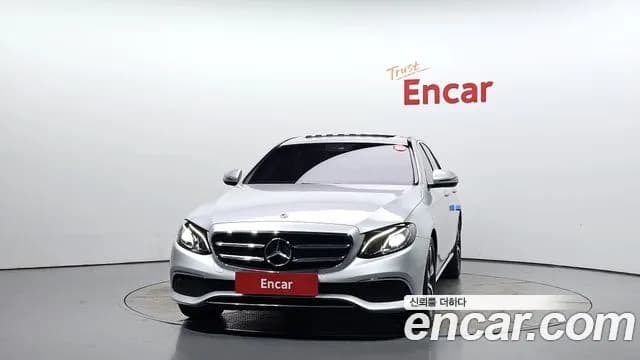 2020 Mercedes-Benz E-Class W213 E250 Avantgarde Sold VIN W1KZF4FB1LA767303 – exterior detail 2020 Mercedes-Benz E-Class W213 E250 Avantgarde Sold VIN W1KZF4FB1LA767303 – exterior detail