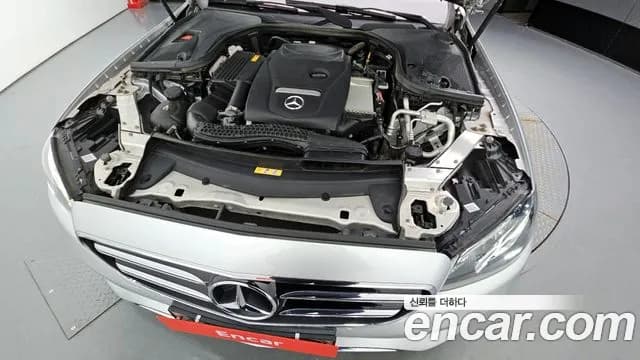 2020 Mercedes-Benz E-Class W213 E250 Avantgarde Sold VIN W1KZF4FB1LA767303 – photo 14 2020 Mercedes-Benz E-Class W213 E250 Avantgarde Sold VIN W1KZF4FB1LA767303 – photo 14