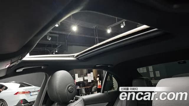 2021 Mercedes-Benz E-Class W213 E250 Avantgarde Sold VIN W1KZF4FB1MA932252 – photo 34 2021 Mercedes-Benz E-Class W213 E250 Avantgarde Sold VIN W1KZF4FB1MA932252 – photo 34