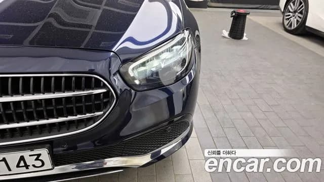 2022 Mercedes-Benz E-Class W213 E250 Avantgarde Sold VIN W1KZF4FB1NB030910 – trunk area 2022 Mercedes-Benz E-Class W213 E250 Avantgarde Sold VIN W1KZF4FB1NB030910 – trunk area