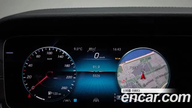 2022 Mercedes-Benz E-Class W213 E250 Exclusive Sold VIN W1KZF4FB1NB065558 – interior seats 2022 Mercedes-Benz E-Class W213 E250 Exclusive Sold VIN W1KZF4FB1NB065558 – interior seats
