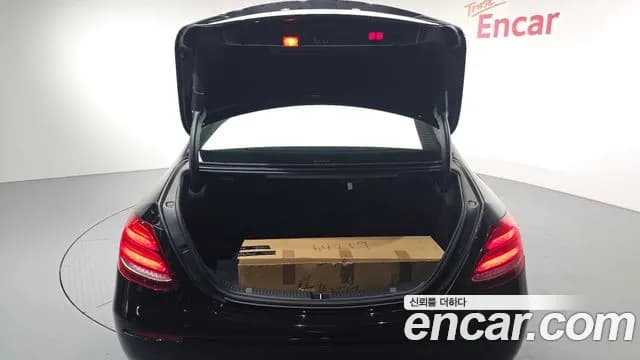 2020 Mercedes-Benz E-Class W213 E250 Avantgarde Sold VIN W1KZF4FB2LA765575 – rear exterior 2020 Mercedes-Benz E-Class W213 E250 Avantgarde Sold VIN W1KZF4FB2LA765575 – rear exterior