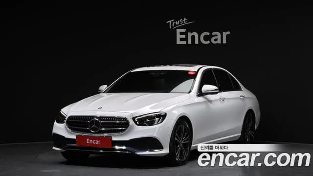 2022 Mercedes-Benz E-Class W213 E250 Avantgarde Sold VIN W1KZF4FB2NB011122 – interior seats 2022 Mercedes-Benz E-Class W213 E250 Avantgarde Sold VIN W1KZF4FB2NB011122 – interior seats