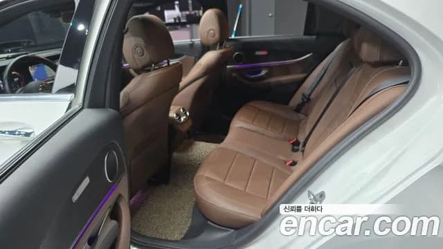 2022 Mercedes-Benz E-Class W213 E250 Avantgarde Sold VIN W1KZF4FB2NB011122 – undercarriage 2022 Mercedes-Benz E-Class W213 E250 Avantgarde Sold VIN W1KZF4FB2NB011122 – undercarriage