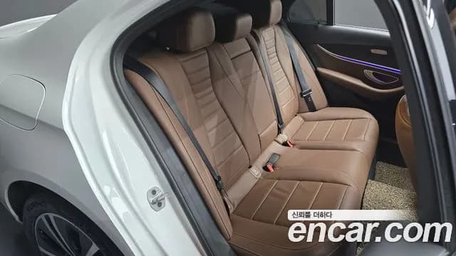2022 Mercedes-Benz E-Class W213 E250 Avantgarde Sold VIN W1KZF4FB2NB011122 – photo 11 2022 Mercedes-Benz E-Class W213 E250 Avantgarde Sold VIN W1KZF4FB2NB011122 – photo 11